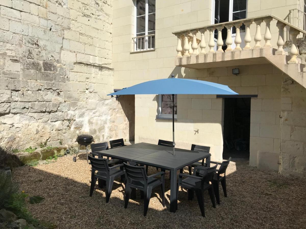 Jolie Maison Tuffeau Centre De Saumur Avec Local Velos 索米尔 外观 照片